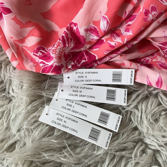 4/$19 NWT Counterparts ‘Deep Coral’ pink floral tie flutter sleeve crepe top - Picture 7 of 10